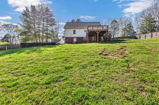 2331 Seven Mile Ferry Rd, Clarksville, TN 37040