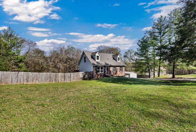 2331 Seven Mile Ferry Rd, Clarksville, TN 37040