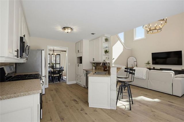1029 Deer Hollow Drive, Woodstock, GA 30189
