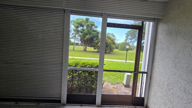6020 NW 44th Street 108, Lauderhill, FL 33319