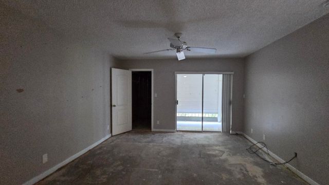 6020 NW 44th Street 108, Lauderhill, FL 33319