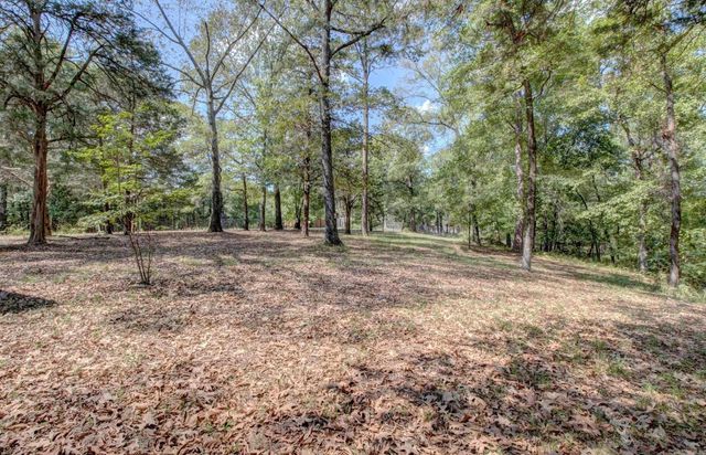 10124 Short Marche Rd, North Little Rock, AR 72113