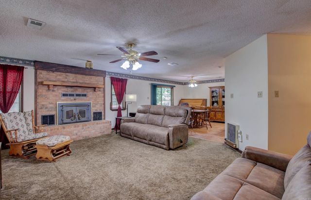 10124 Short Marche Rd, North Little Rock, AR 72113