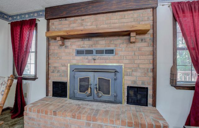 10124 Short Marche Rd, North Little Rock, AR 72113
