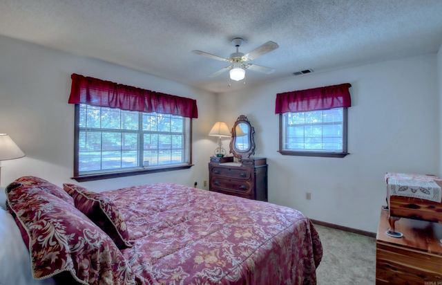 10124 Short Marche Rd, North Little Rock, AR 72113