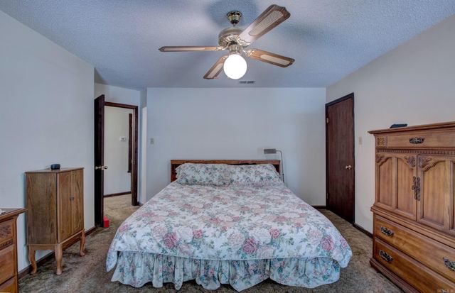 10124 Short Marche Rd, North Little Rock, AR 72113