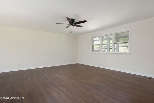 149 Asbury Road, Farmingdale, NJ 07727