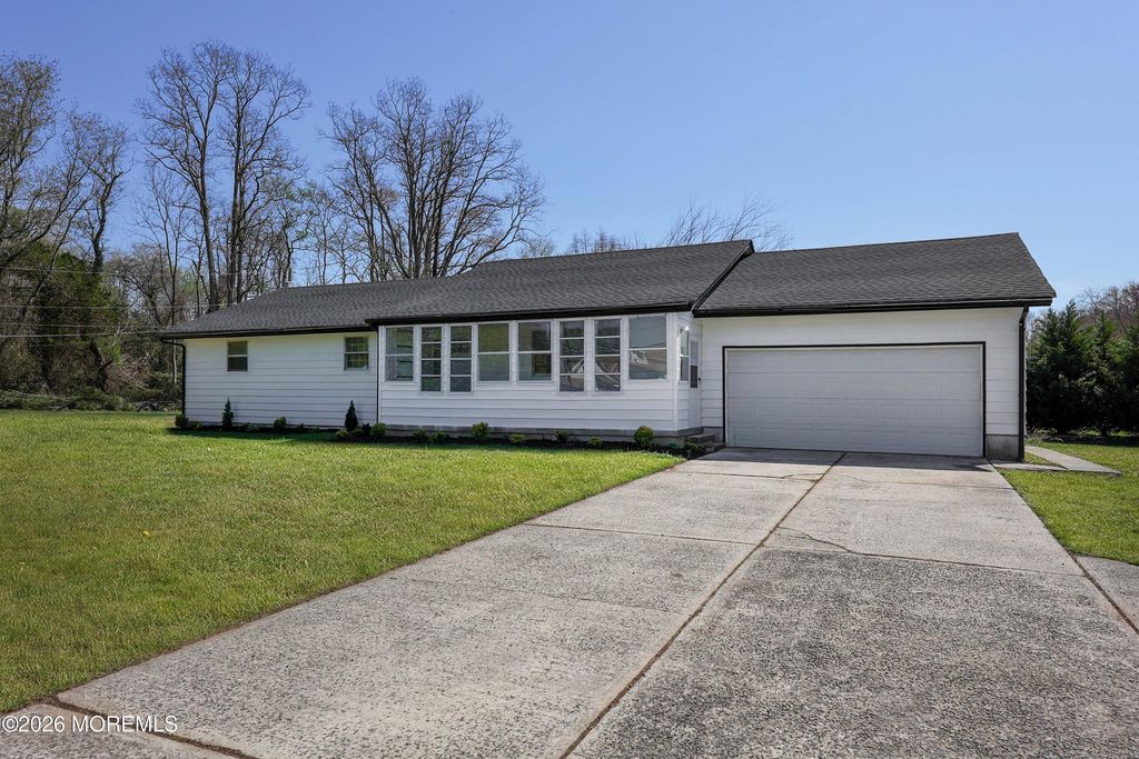 149 Asbury Road, Farmingdale, NJ 07727