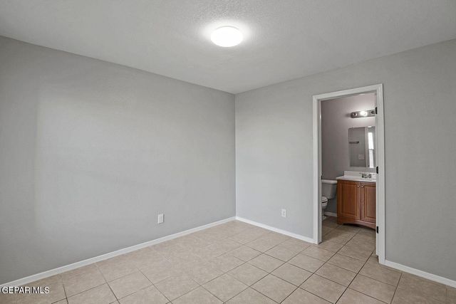 6325 GEIGER Avenue B, El Paso, TX 79905