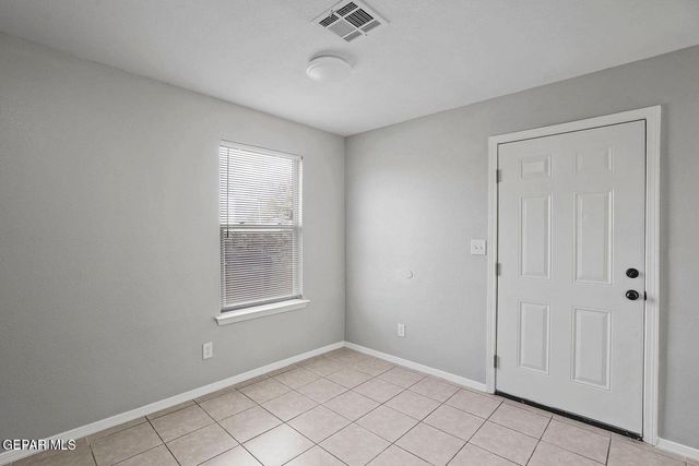 6325 GEIGER Avenue B, El Paso, TX 79905