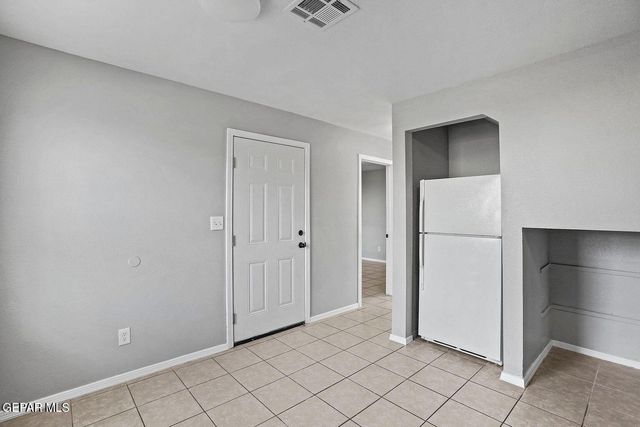 6325 GEIGER Avenue B, El Paso, TX 79905