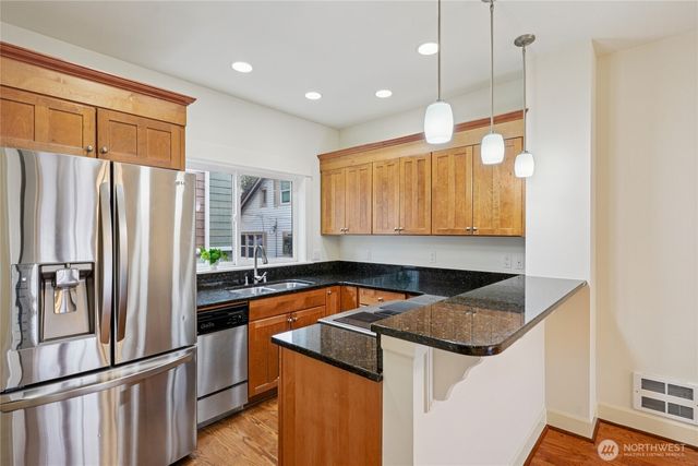 2814 E Spring Street, Seattle, WA 98122