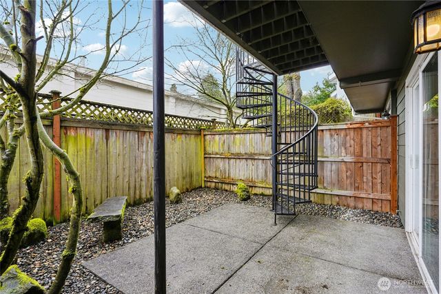 2814 E Spring Street, Seattle, WA 98122