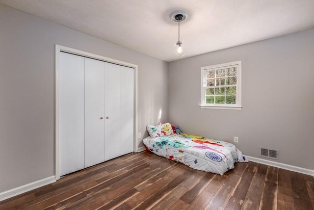 3090 Karen NE Lane, Marietta, GA 30062