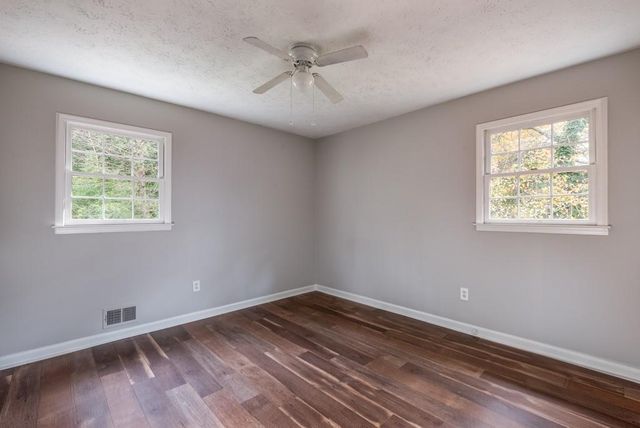 3090 Karen NE Lane, Marietta, GA 30062