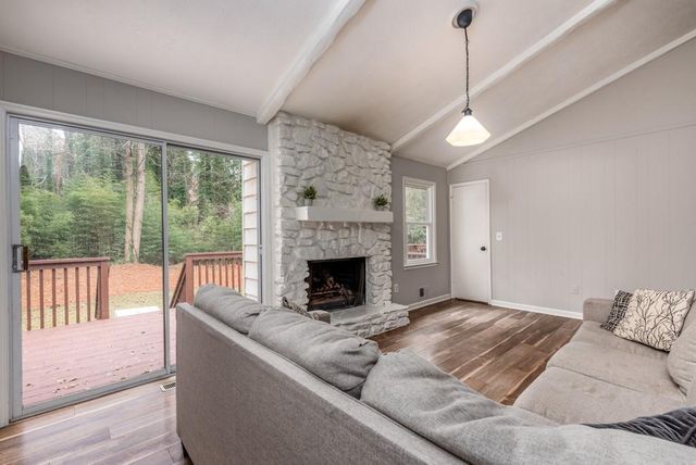 3090 Karen NE Lane, Marietta, GA 30062