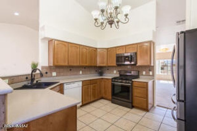 3657 Herba De Maria, Sierra Vista, AZ 85650