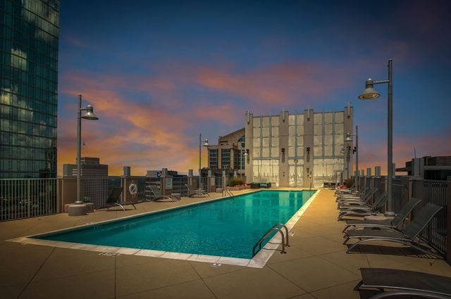 415 Church St Apt 1114, Nashville, TN 37219