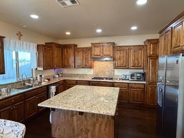 1639 Redmond Dr, Rocklin, CA 95765