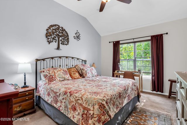 10 Topeka Court, Tinton Falls, NJ 07712