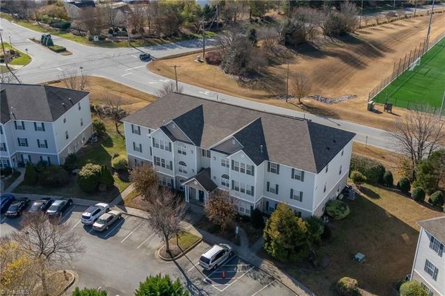 6109 Hedgecock Circle 3D, High Point, NC 27265