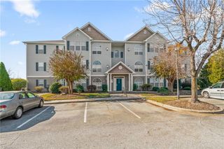 6109 Hedgecock Circle, High Point, NC 27265