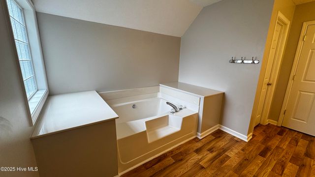 232 Newport Drive, Jacksonville, NC 28540