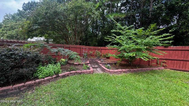 232 Newport Drive, Jacksonville, NC 28540
