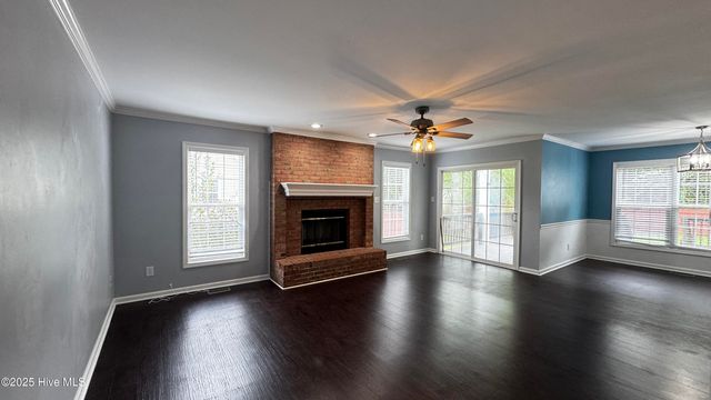 232 Newport Drive, Jacksonville, NC 28540