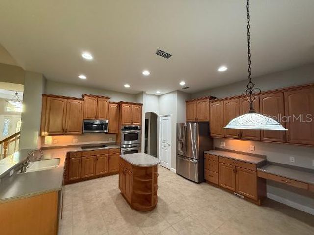 1423 LAKEMIST LANE, Clermont, FL 34711