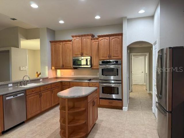 1423 LAKEMIST LANE, Clermont, FL 34711