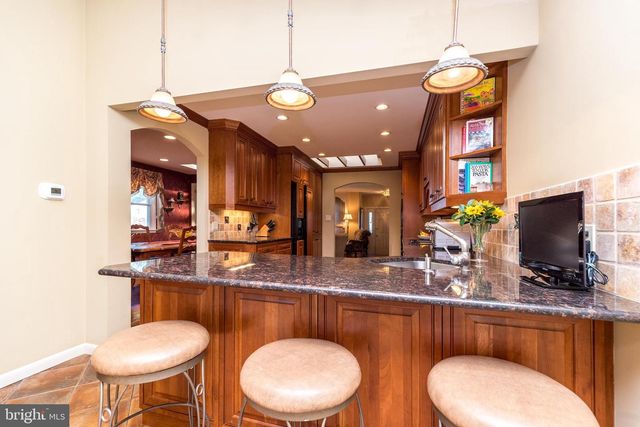 1212 DUNCAN DR, Dresher, PA 19025