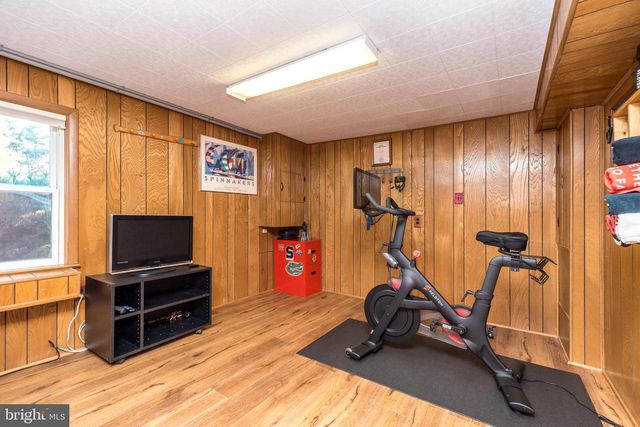 1212 DUNCAN DR, Dresher, PA 19025