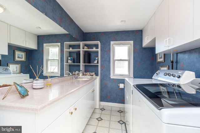 1212 DUNCAN DR, Dresher, PA 19025