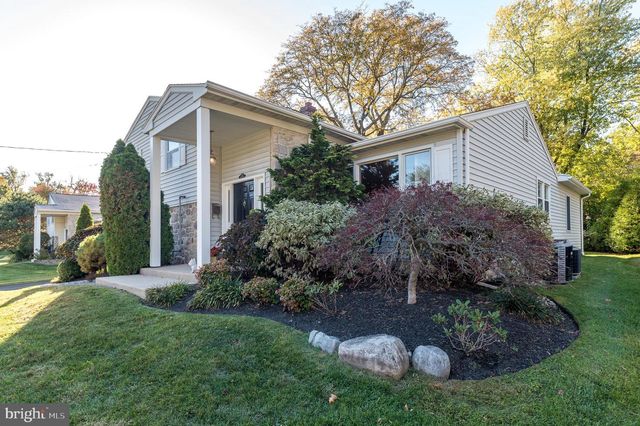 1212 DUNCAN DR, Dresher, PA 19025