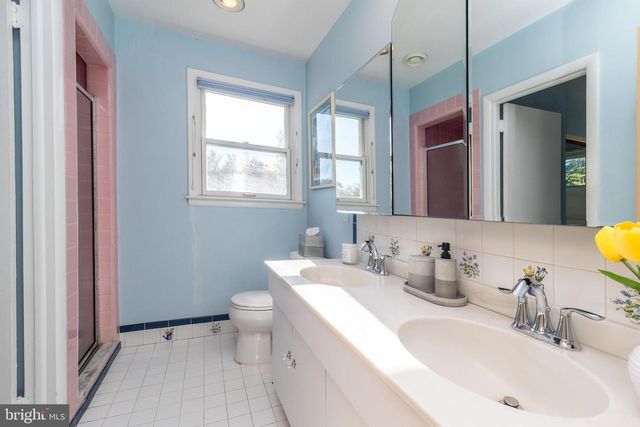 1212 DUNCAN DR, Dresher, PA 19025