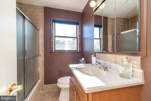 1212 DUNCAN DR, Dresher, PA 19025