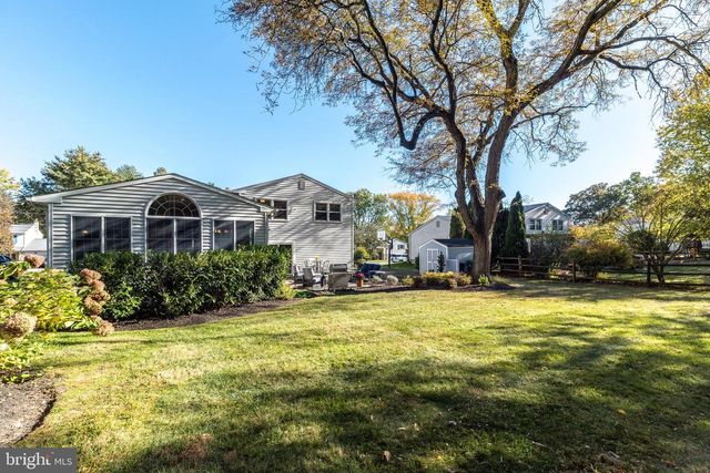 1212 DUNCAN DR, Dresher, PA 19025