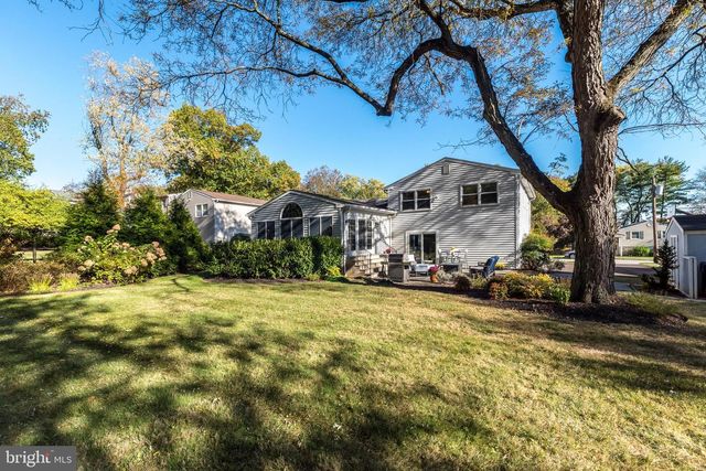 1212 DUNCAN DR, Dresher, PA 19025