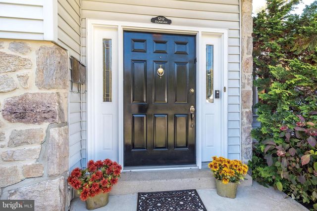 1212 DUNCAN DR, Dresher, PA 19025