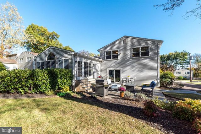 1212 DUNCAN DR, Dresher, PA 19025