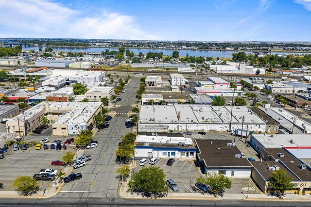 11 S Cascade St, Kennewick, WA 99336