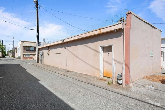 11 S Cascade St, Kennewick, WA 99336