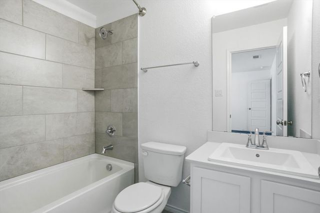 6122 Gully Grove Drive, Royse City, TX 75189