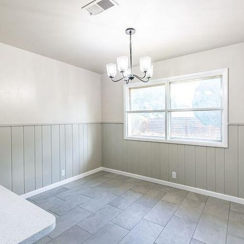 2110 65th Street, Lubbock, TX 79412