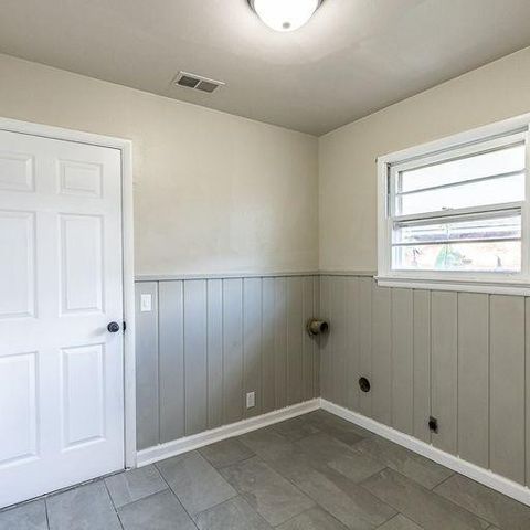 2110 65th Street, Lubbock, TX 79412