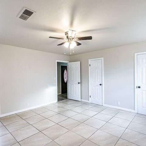 2110 65th Street, Lubbock, TX 79412