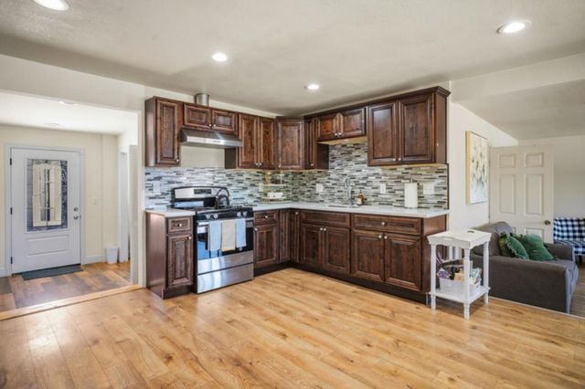 9559 Pollock Lane, Prunedale, CA 93907