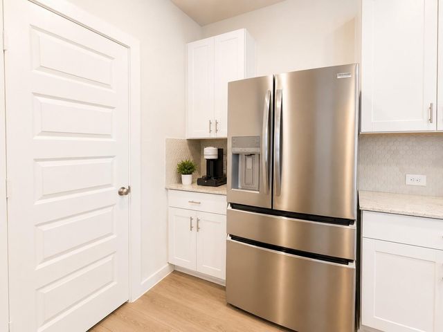 624 Pelican Drive, Kemah, TX 77565
