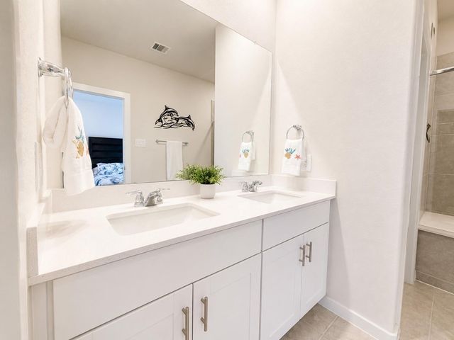 624 Pelican Drive, Kemah, TX 77565